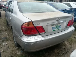 Toyota Camry 2005 Silver