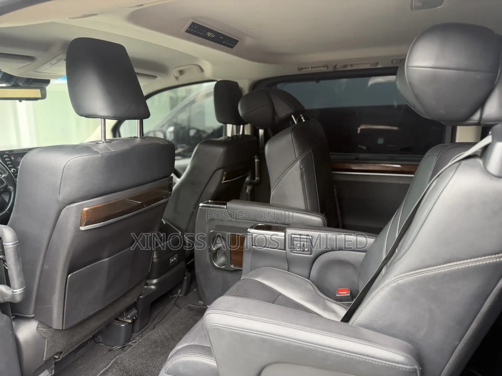 Toyota HiAce 2023 Black