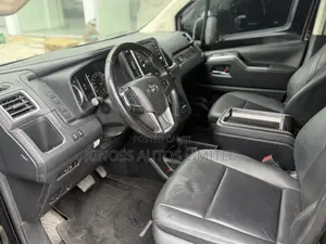 Toyota HiAce 2023 Black