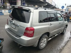 Toyota Highlander 2003 Silver