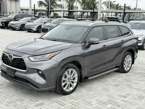 Toyota Highlander Limited 2021 Gray