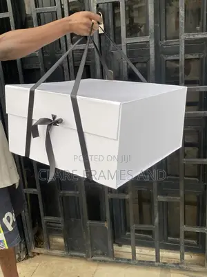 Unique Collapsible Box