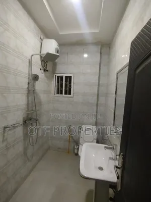 4bdrm Duplex in Jahi Gilmore for rent