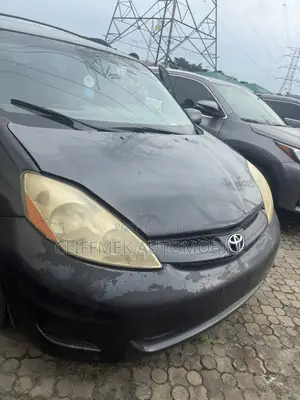 Toyota Sienna 2008 Gray