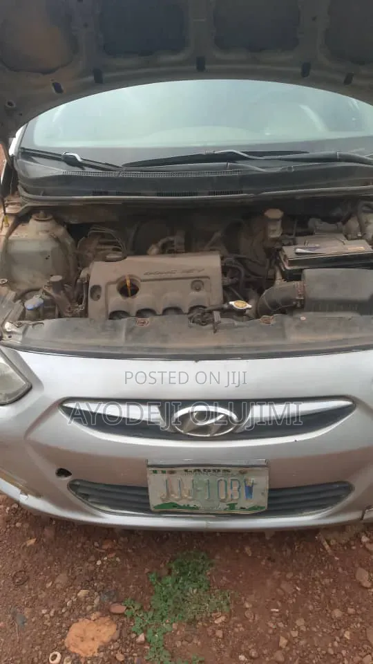 Hyundai Accent 2008 Silver