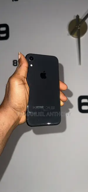 Apple iPhone XR 64 GB Black
