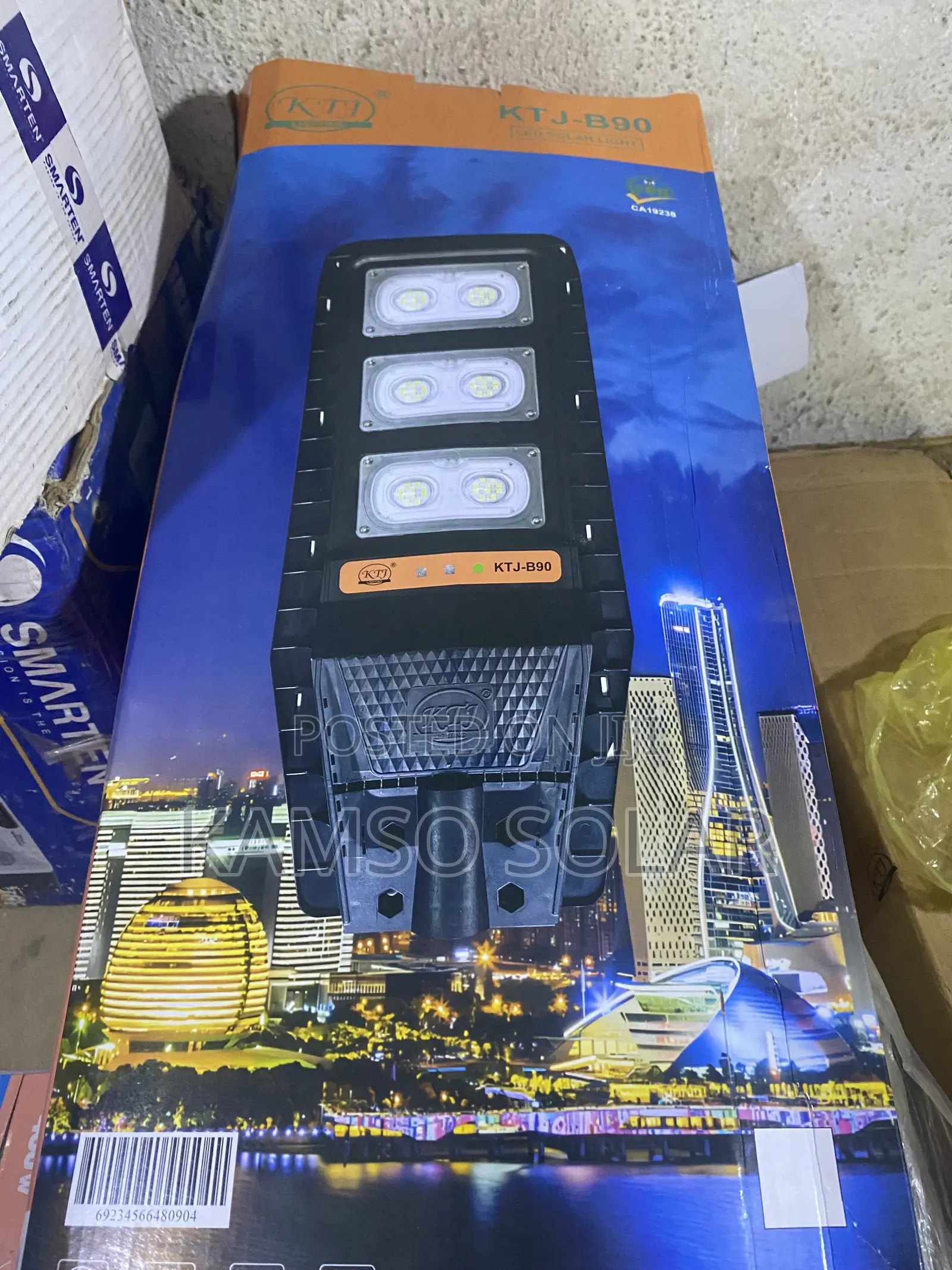 KTJ 6eyes Solar Street Light