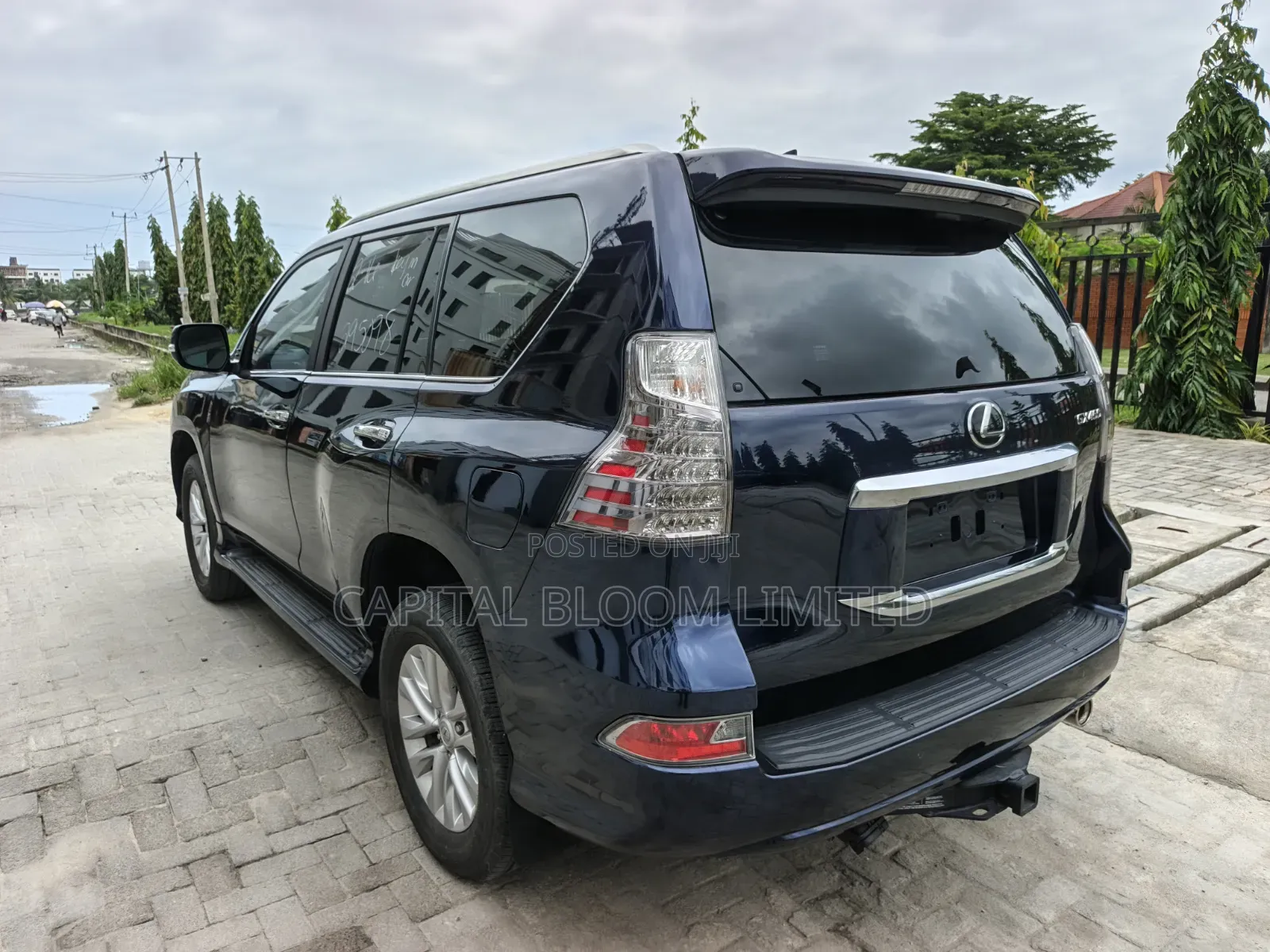 Lexus GX 460 2021 Blue