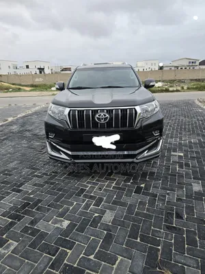 Toyota Land Cruiser Prado 2018 Black