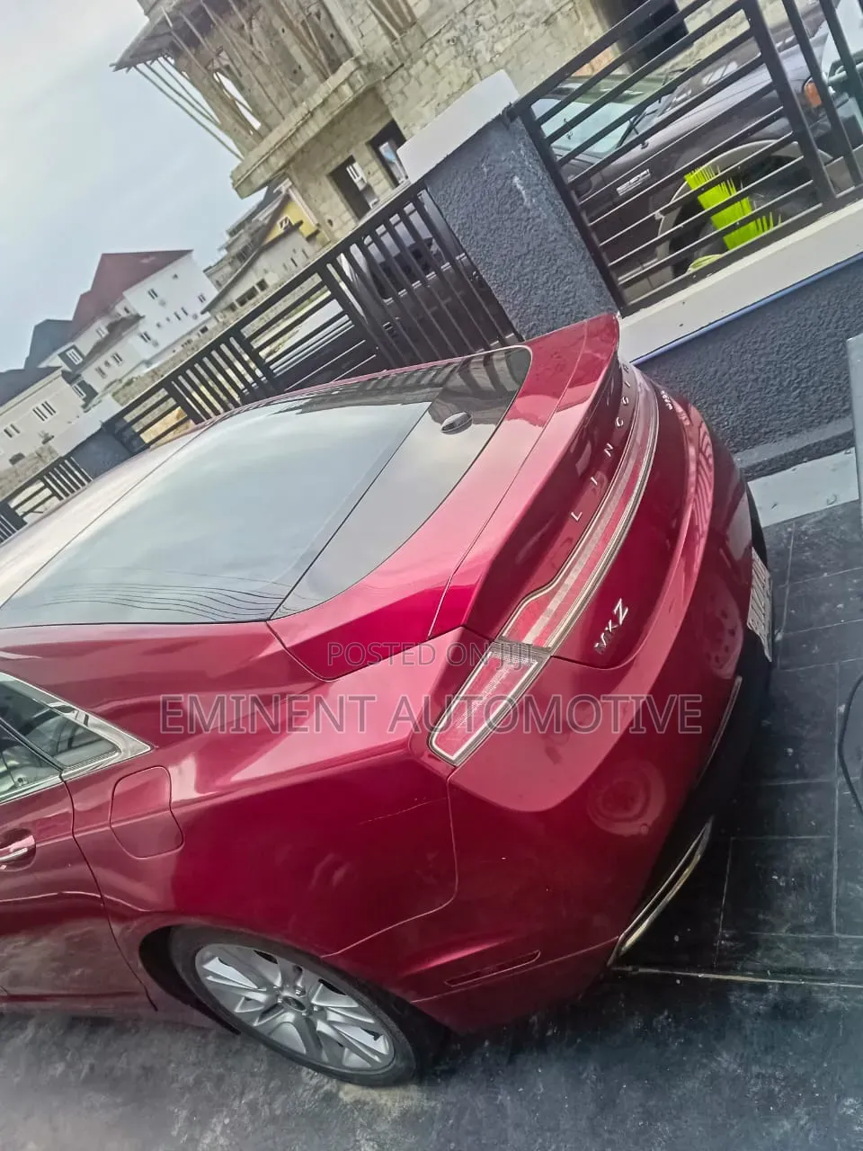 Lincoln MKZ 2015 Red