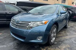Toyota Venza V6 2010 Blue