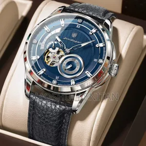 Poedagar Chronographic Leather Strap Watch