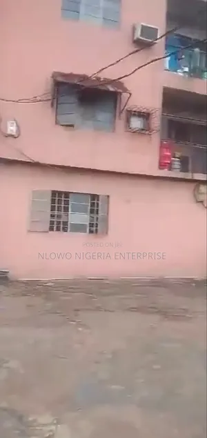 3bdrm Block of Flats in Oworoshoki Estate, Oworonshoki / Gbagada