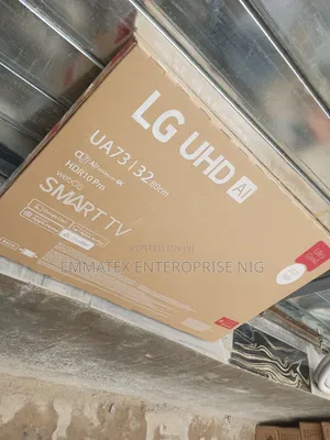 Ultra Modern 32 Inches Smart TV