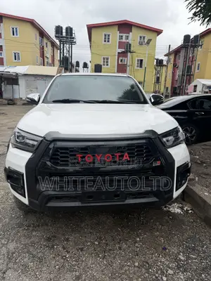 Toyota Hilux 2.0 VVT-i 2010 White