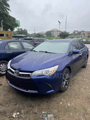 Toyota Camry XSE 4dr Sedan (2.5L 4cyl 6A) 2015 Blue