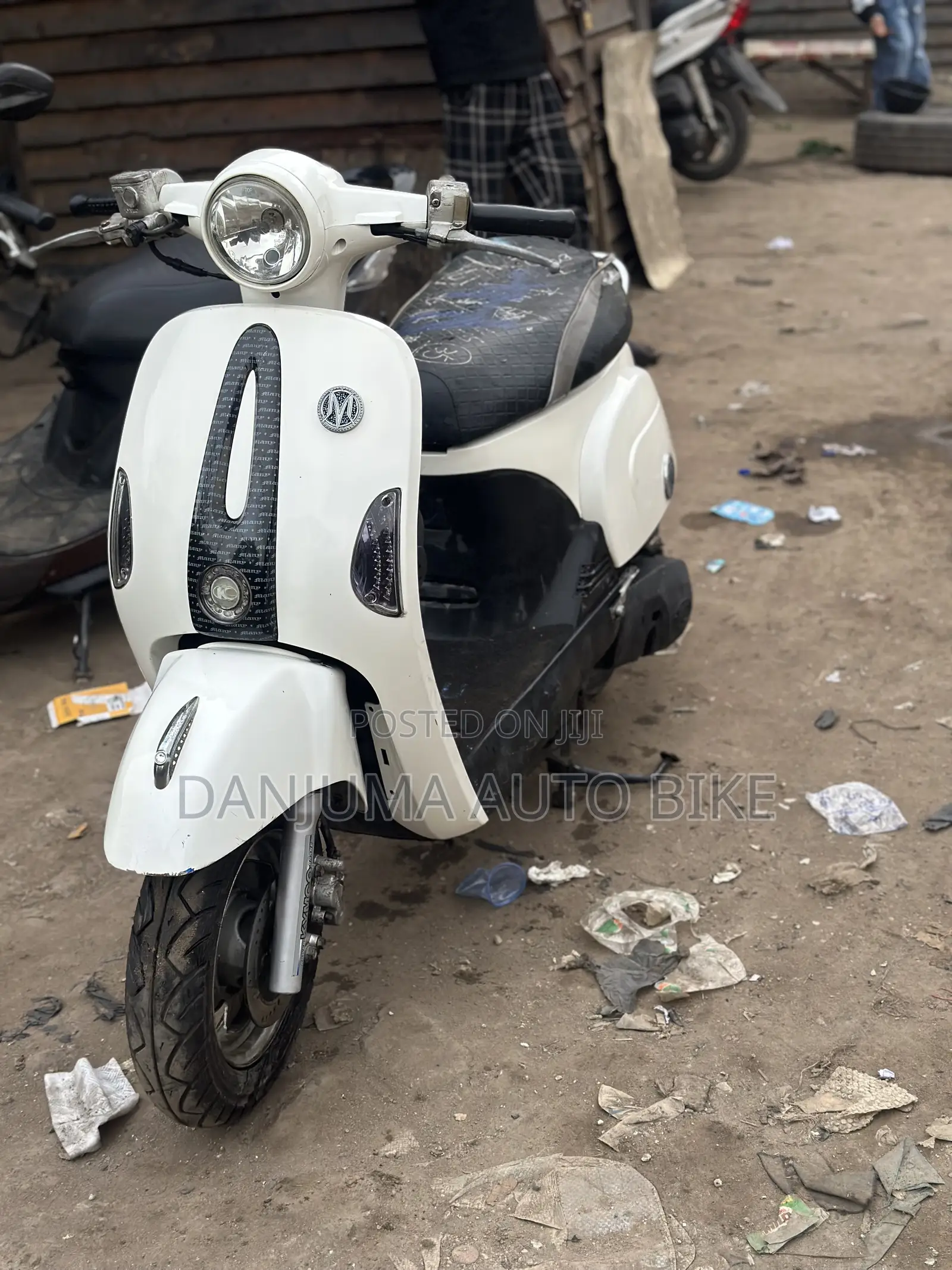 Kymco Agility 2013 White
