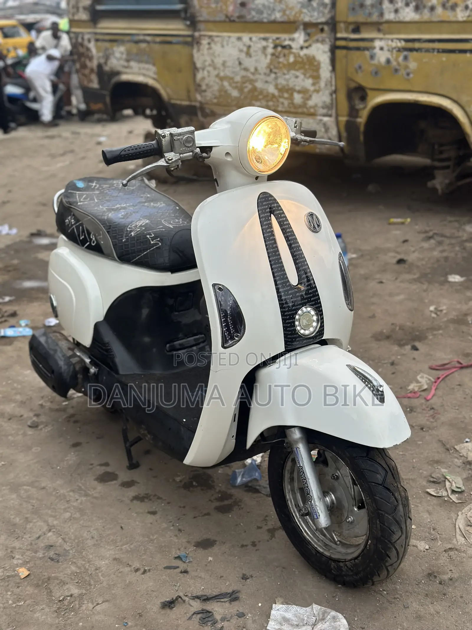Kymco Agility 2013 White