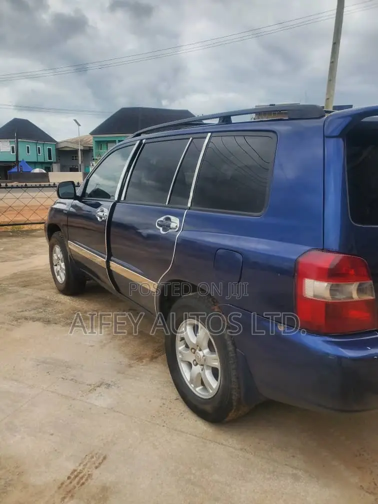Toyota Highlander 2005 Blue