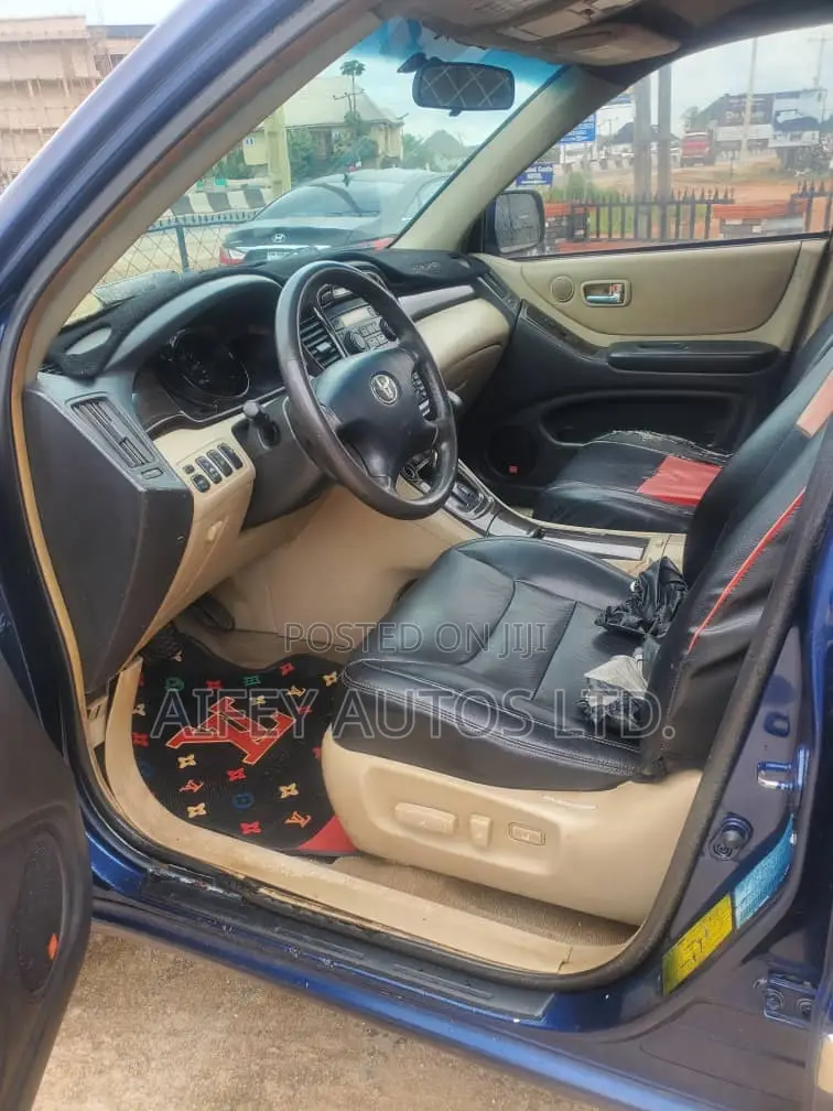 Toyota Highlander 2005 Blue