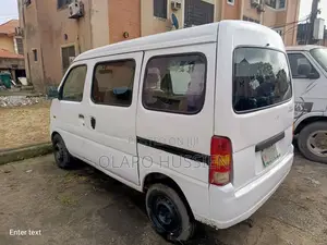 Suzuki APV Minibus 2002 White