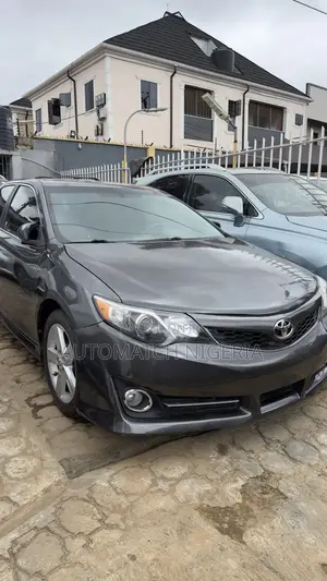 Toyota Camry 2013 Black