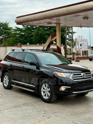 Toyota Highlander 2013 Black