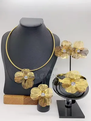 Gold Steel Necklace Set