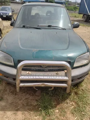Toyota RAV4 Automatic 2000 Green