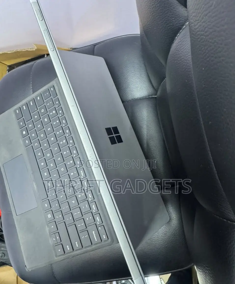 Laptop Microsoft Surface Pro 6 8GB Intel Core i5 SSD 256GB
