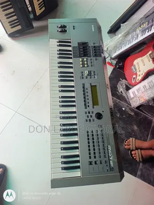 Yamaha Motif6 Keyboard