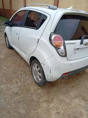 Chevrolet Spark 2012 White
