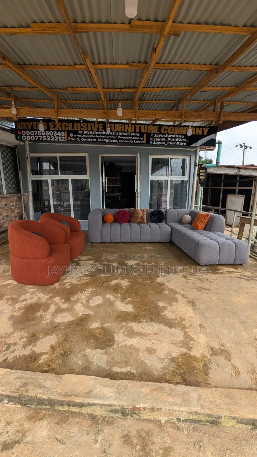 L Shape Bubble Sofa Peared With 2 Singles Seaters