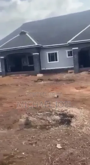 2bdrm Apartment in Auchi for sale