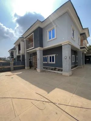 4bdrm Duplex in Goldcity Estate, Sabon Lugbe for rent