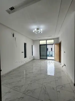 4bdrm Duplex in Chevron for rent
