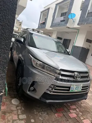 Toyota Highlander 2015 Blue