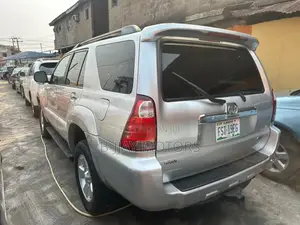 Toyota 4-Runner Limited 4x4 V6 2006 Silver