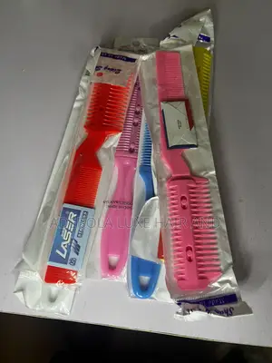 Razor Comb