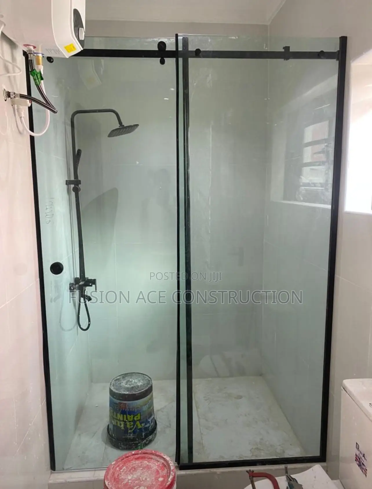 Bathroom Glass Cubicle
