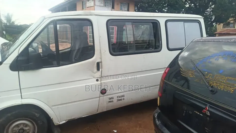 Ford Transit 2002 White