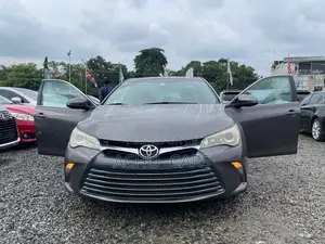 Toyota Camry 2016 Gray