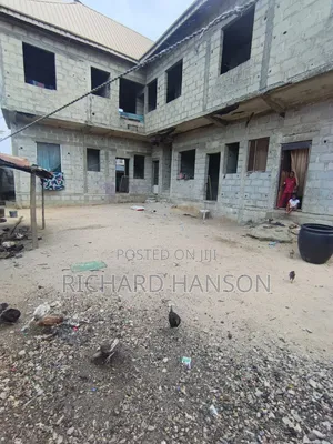 8bdrm Block of Flats in Awoyaya for sale