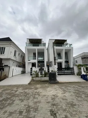 5bdrm Duplex in Lekki Conservative for sale