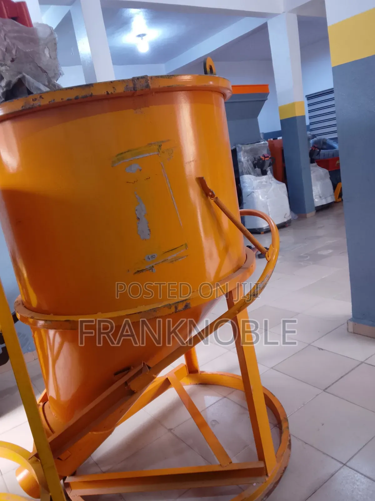 Concrete Bucket 1000l