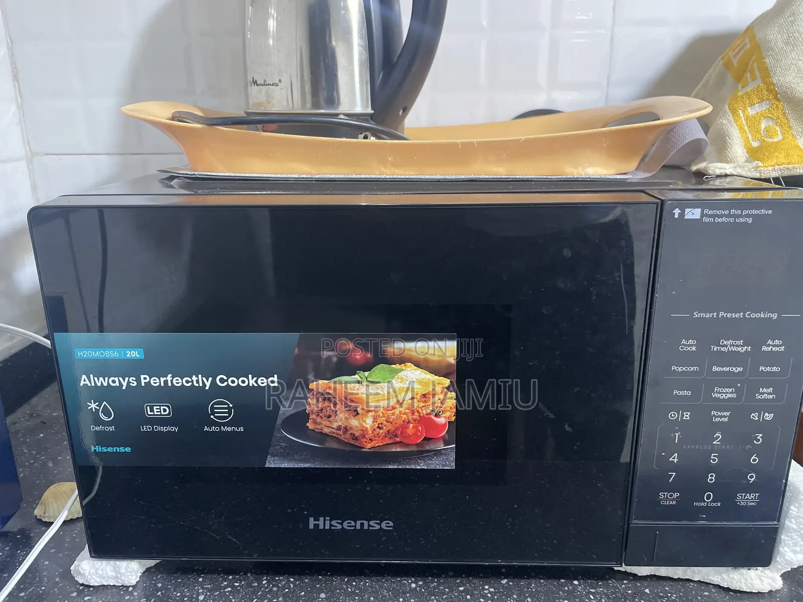 Hisense Digital Microwaves 20L