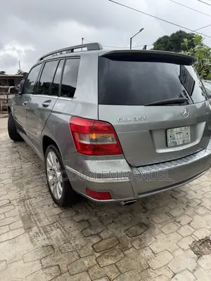 Mercedes-Benz GLK-Class 350 4MATIC 2012 Gray