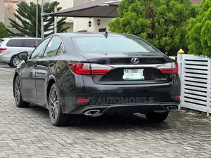 Lexus ES 2016 Black