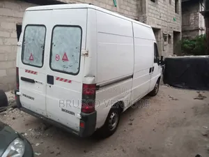 Peugeot Boxer 2006 White