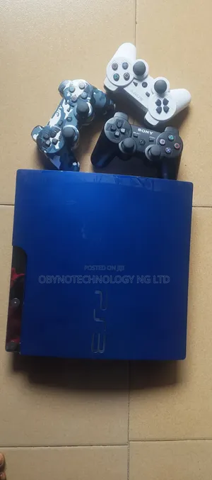 Ps3 With 3 Pads